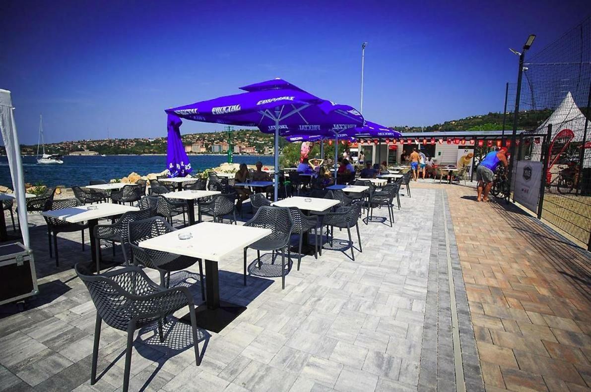 Hotel Stella Blue Floating House Portorož Zewnętrze zdjęcie