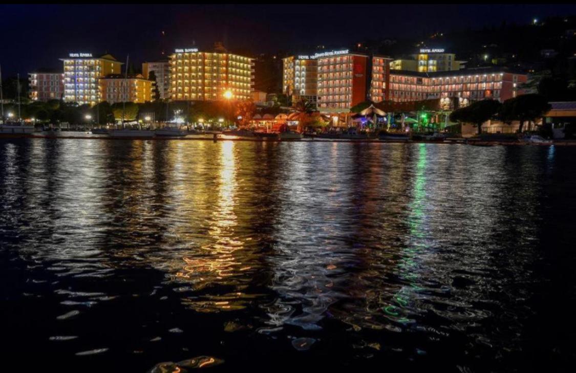 Hotel Stella Blue Floating House Portorož Zewnętrze zdjęcie