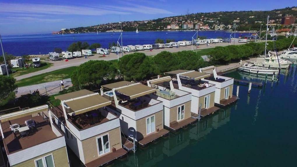 Hotel Stella Blue Floating House Portorož Zewnętrze zdjęcie