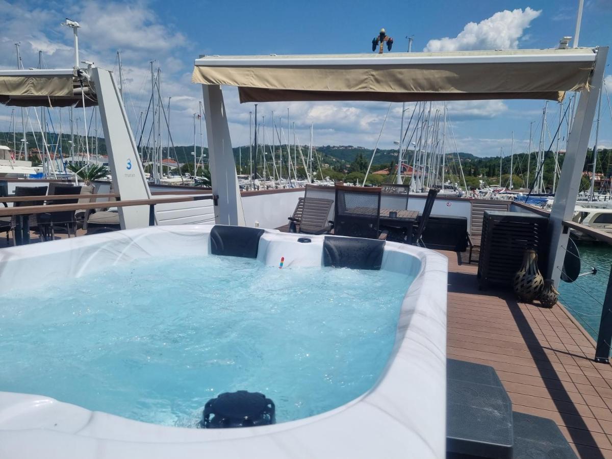 Hotel Stella Blue Floating House Portorož Zewnętrze zdjęcie