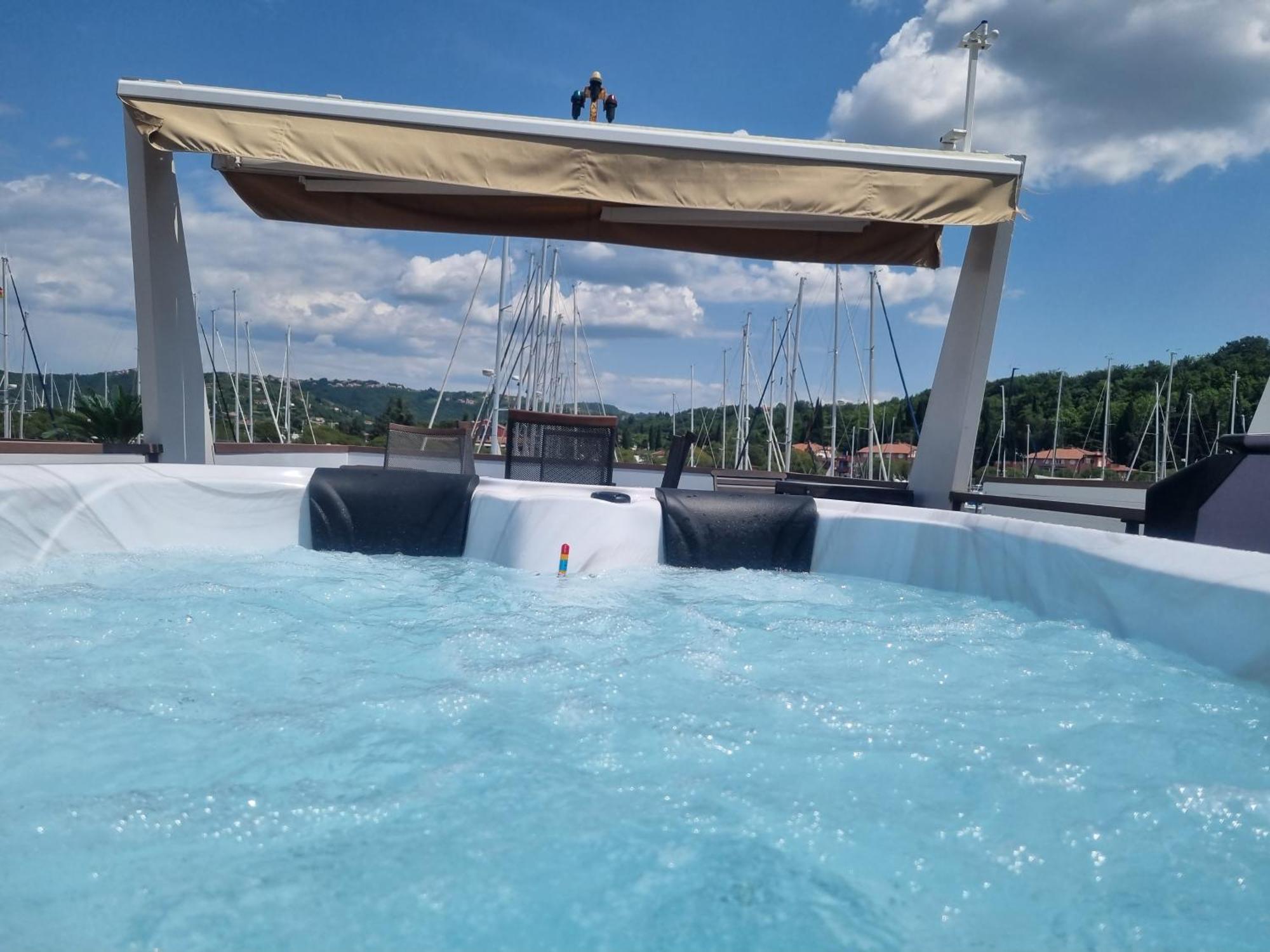 Hotel Stella Blue Floating House Portorož Zewnętrze zdjęcie